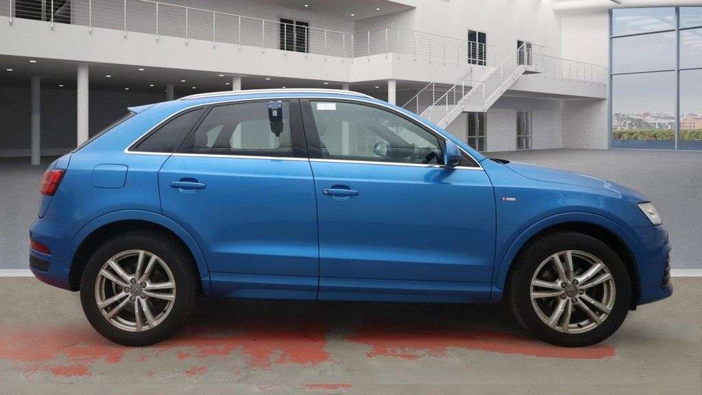 2015 AUDI Q3 2015 AUDI Q3