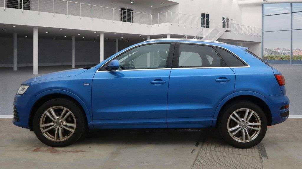 2015 AUDI Q3 2015 AUDI Q3