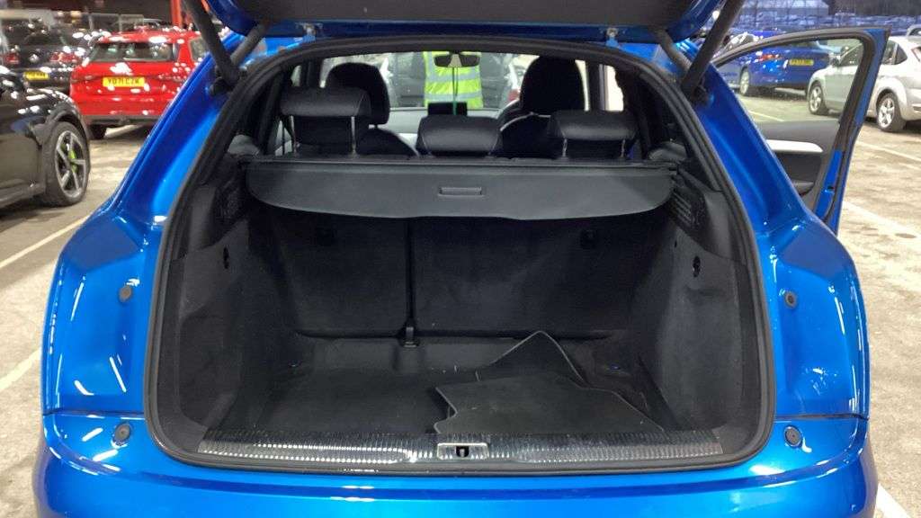 2015 AUDI Q3 2015 AUDI Q3