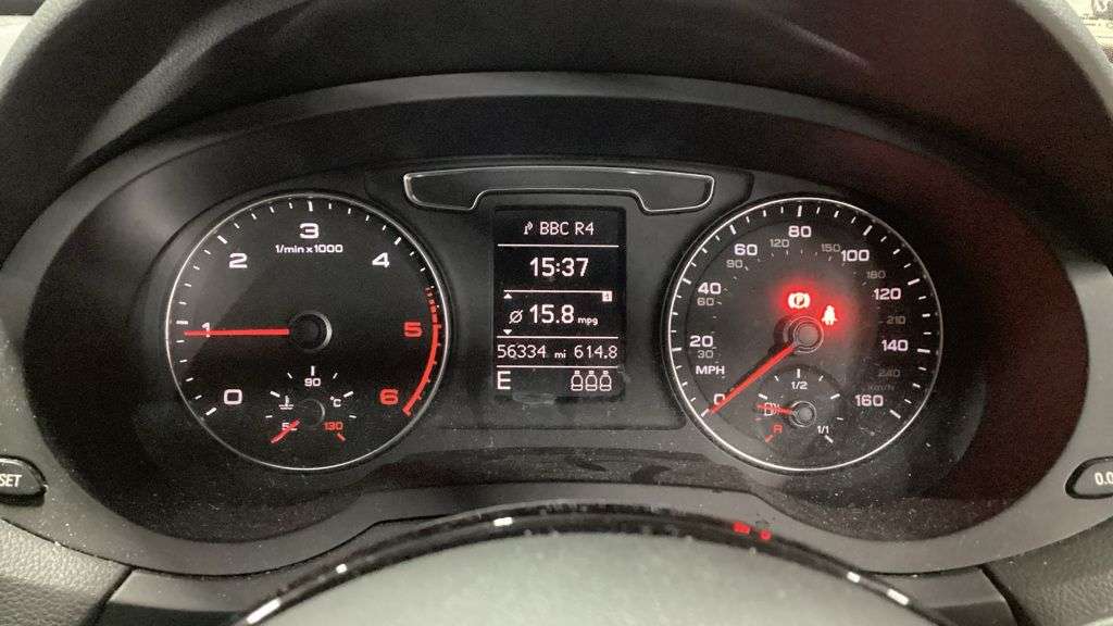 2015 AUDI Q3 2015 AUDI Q3