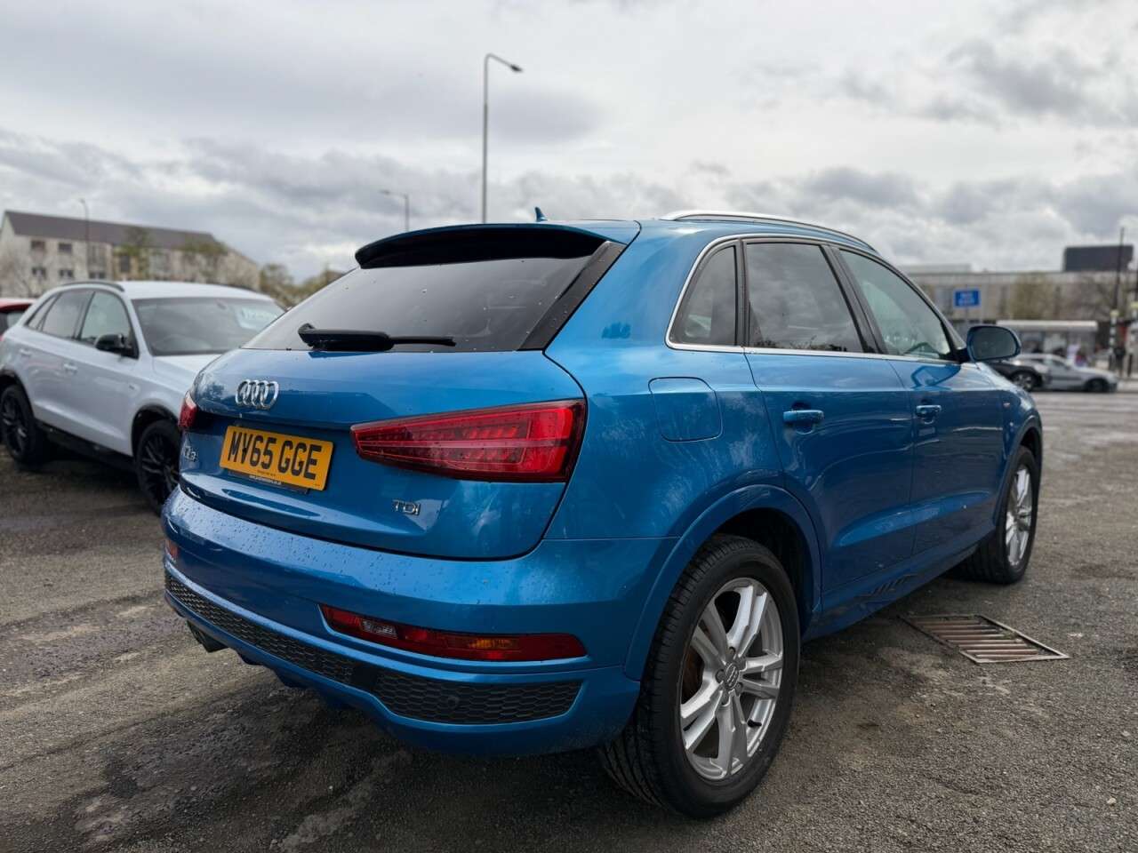 2015 AUDI Q3 2015 AUDI Q3