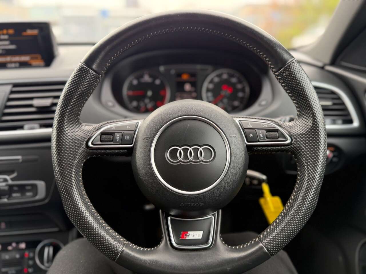 2015 AUDI Q3 2015 AUDI Q3