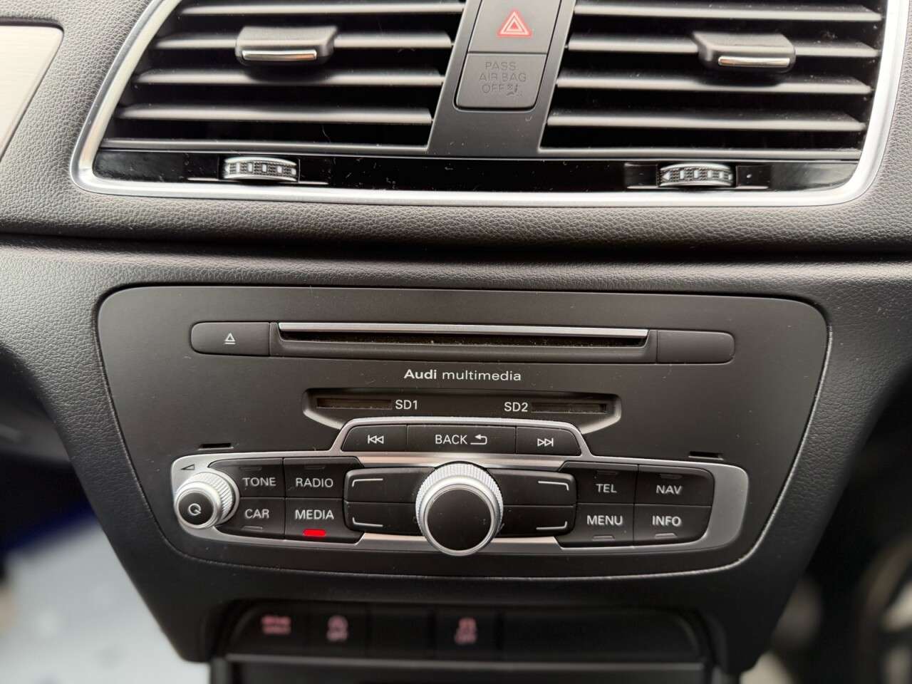2015 AUDI Q3 2015 AUDI Q3