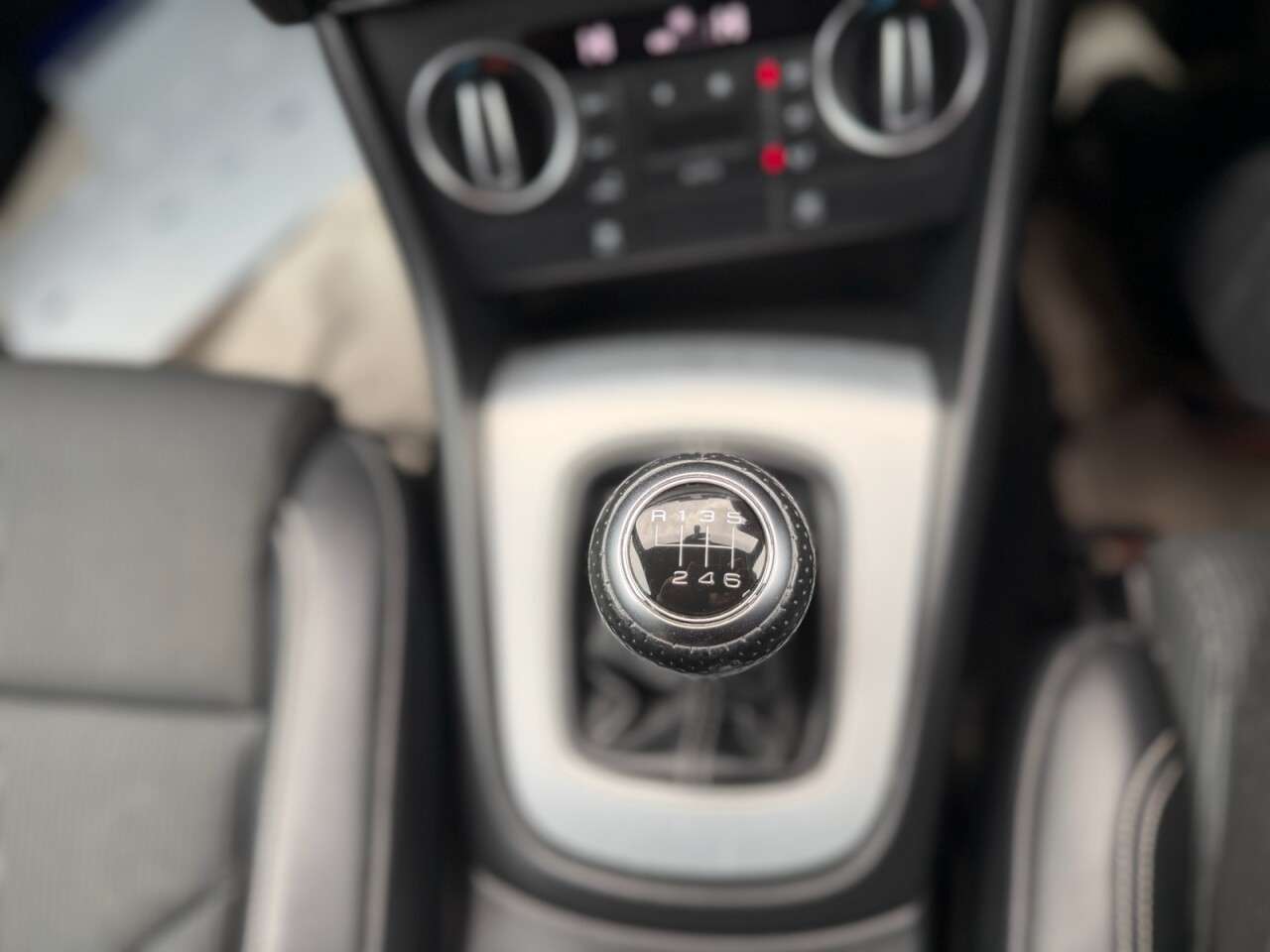 2015 AUDI Q3 2015 AUDI Q3