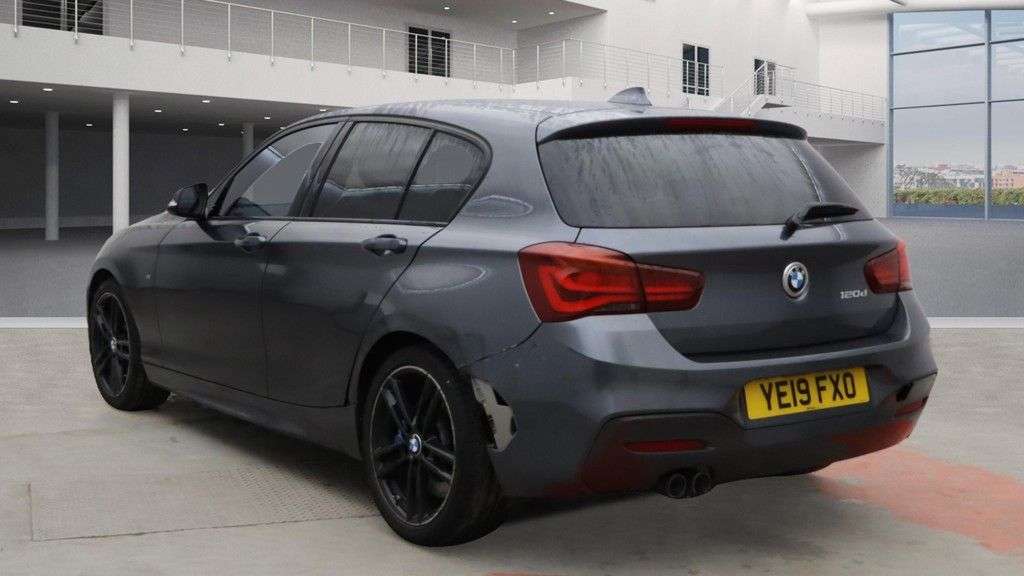 A 2019 BMW 1 SERIES 2.0 120d M Sport Shadow Edition Hatchback 5dr Diesel Auto Euro 6 (s/s) (190 A 2019 BMW 1 SERIES 2.0 120d M Sport Shadow Edition Hatchback 5dr Diesel Auto Euro 6 (s/s) (190