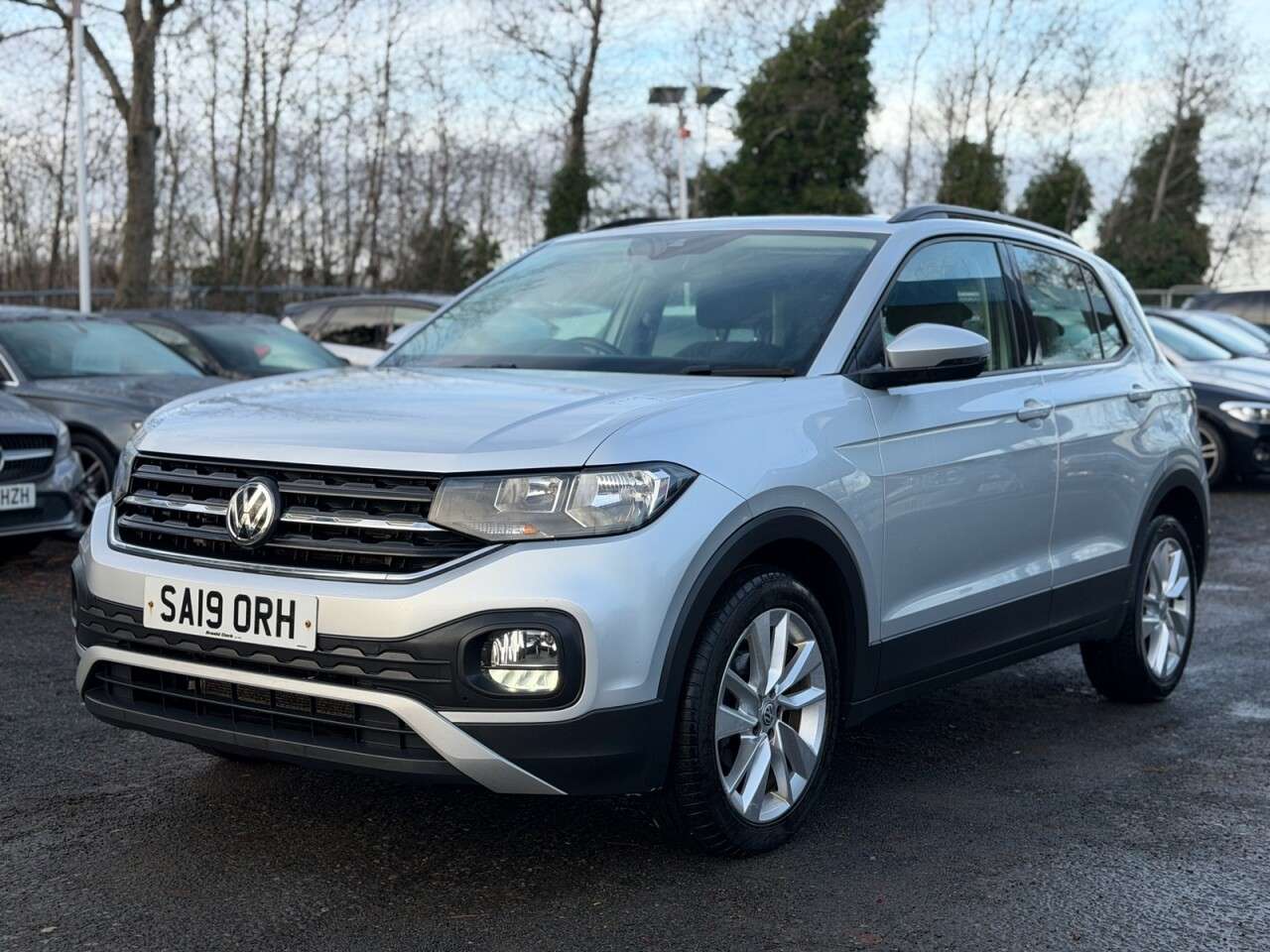 A 2019 VOLKSWAGEN T-CROSS 1.0 TSI SE SUV 5dr Petrol DSG Euro 6 (s/s) (115 ps) A 2019 VOLKSWAGEN T-CROSS 1.0 TSI SE SUV 5dr Petrol DSG Euro 6 (s/s) (115 ps)