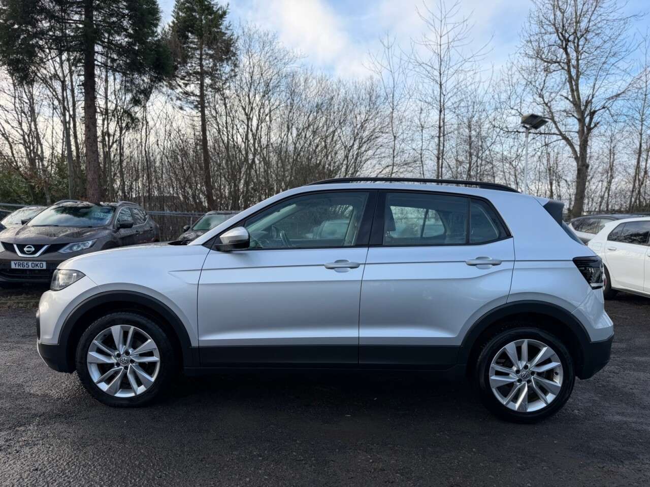 A 2019 VOLKSWAGEN T-CROSS 1.0 TSI SE SUV 5dr Petrol DSG Euro 6 (s/s) (115 ps) A 2019 VOLKSWAGEN T-CROSS 1.0 TSI SE SUV 5dr Petrol DSG Euro 6 (s/s) (115 ps)