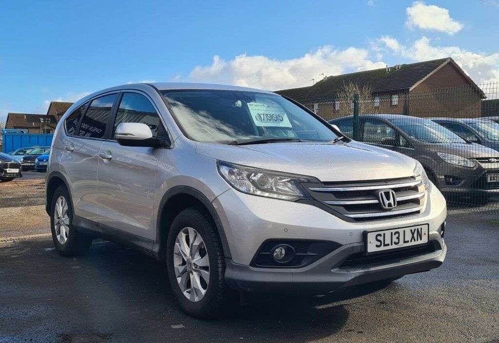 A 2013 HONDA CR-V 2.2 i-DTEC SE SUV 5dr Diesel Auto 4WD Euro 5 (150 ps) A 2013 HONDA CR-V 2.2 i-DTEC SE SUV 5dr Diesel Auto 4WD Euro 5 (150 ps)