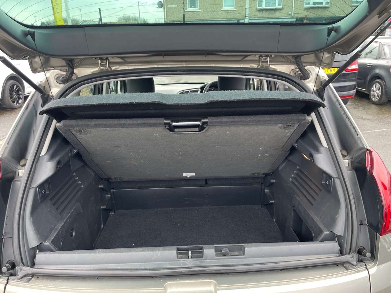 2017 PEUGEOT 3008 2017 PEUGEOT 3008