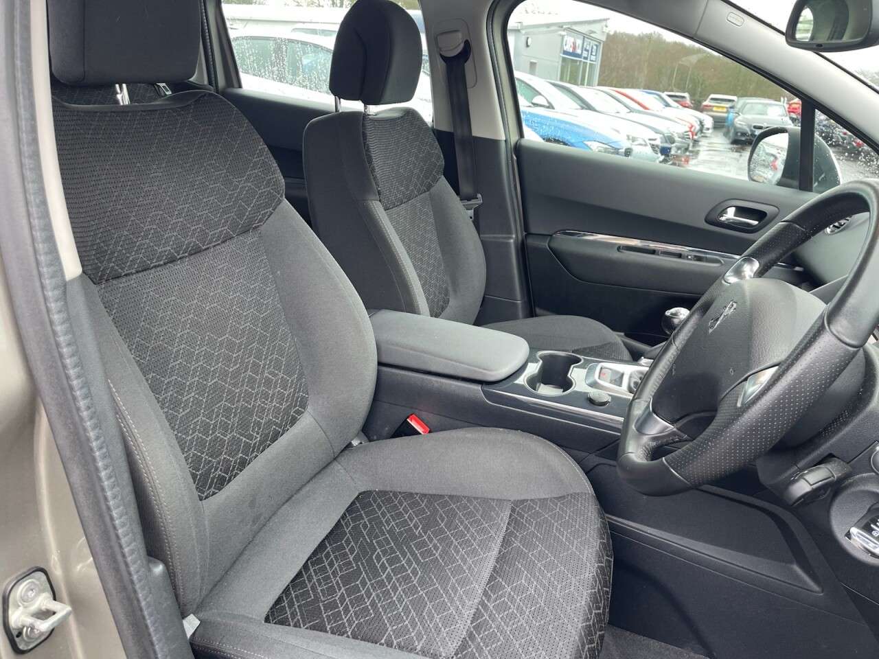 2017 PEUGEOT 3008 2017 PEUGEOT 3008