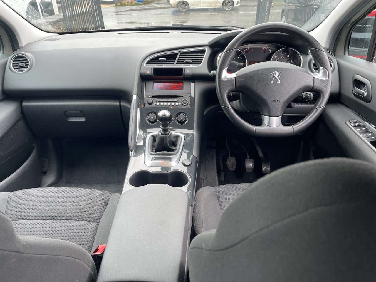 2017 PEUGEOT 3008 2017 PEUGEOT 3008