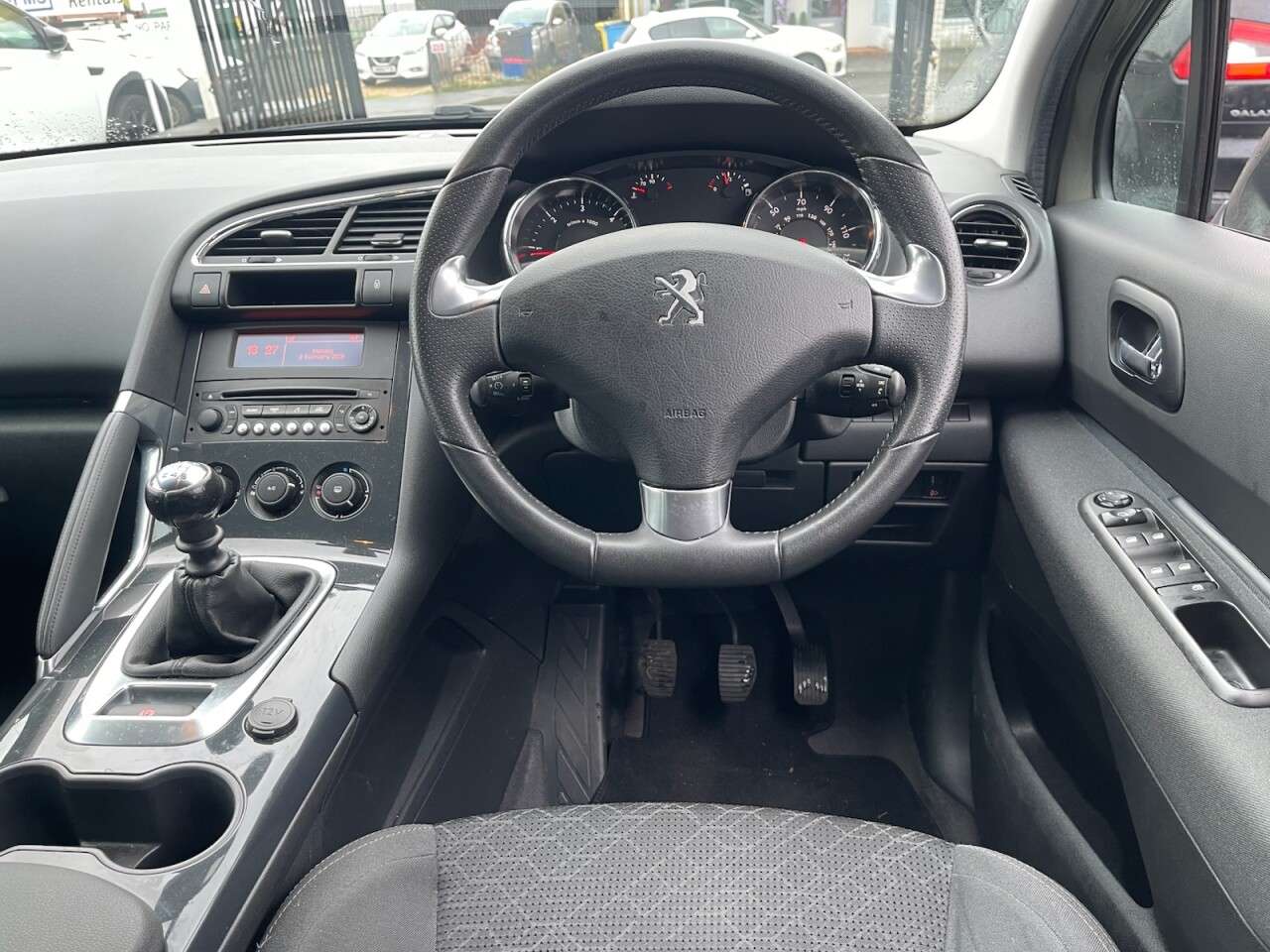 2017 PEUGEOT 3008 2017 PEUGEOT 3008