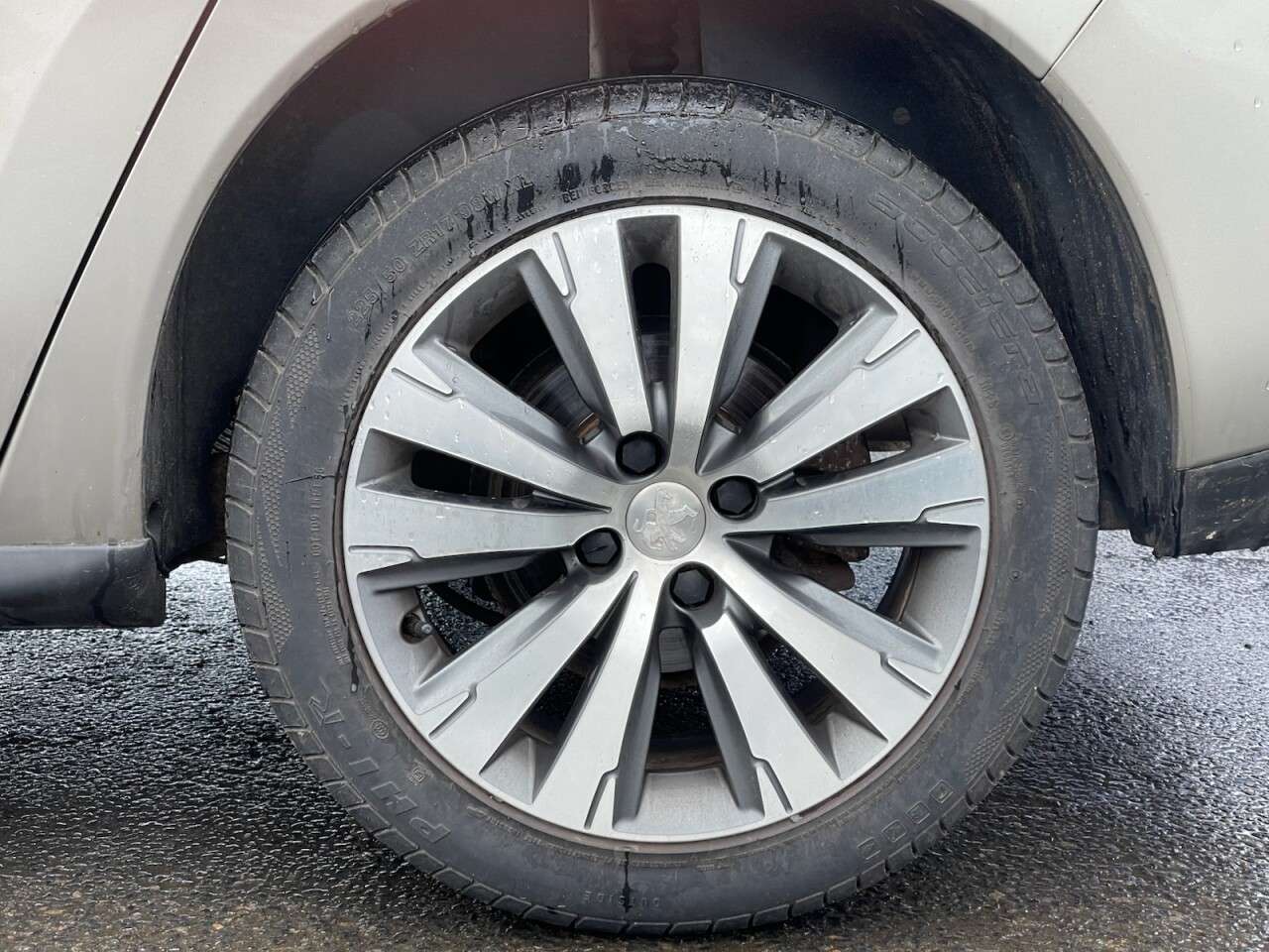 2017 PEUGEOT 3008 2017 PEUGEOT 3008