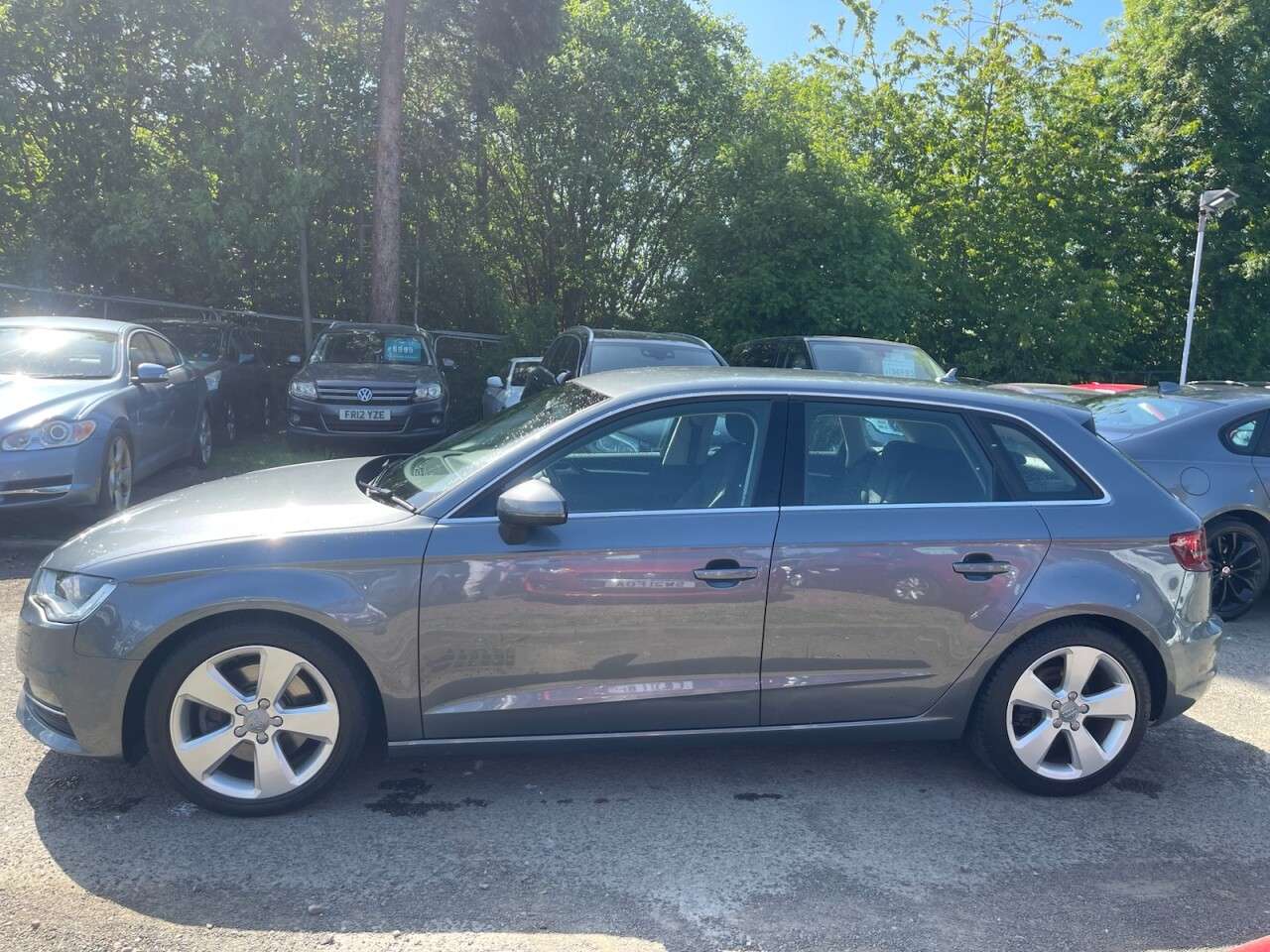 A 2015 AUDI A3 2.0 TDI Sport Sportback 5dr Diesel S Tronic quattro Euro 6 (s/s) (184 ps) A 2015 AUDI A3 2.0 TDI Sport Sportback 5dr Diesel S Tronic quattro Euro 6 (s/s) (184 ps)