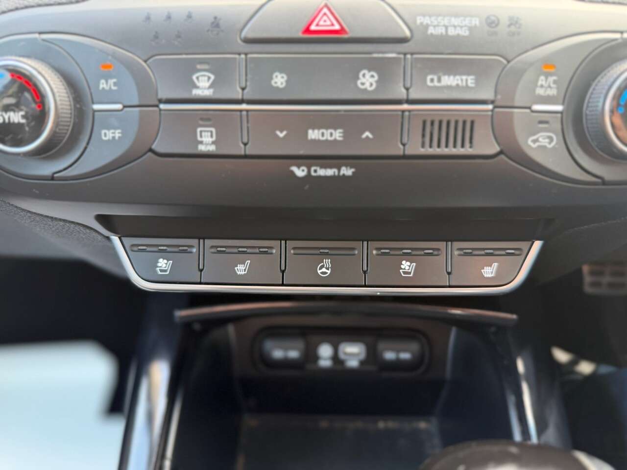 2016 KIA SORENTO 2016 KIA SORENTO