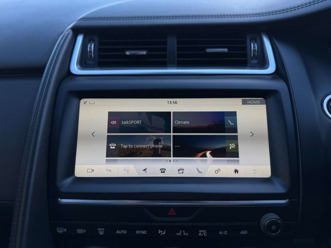 2018 JAGUAR E-PACE 2018 JAGUAR E-PACE