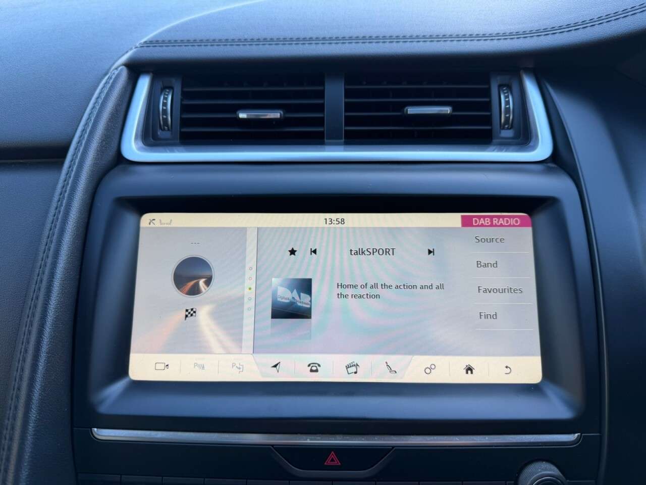 2018 JAGUAR E-PACE 2018 JAGUAR E-PACE