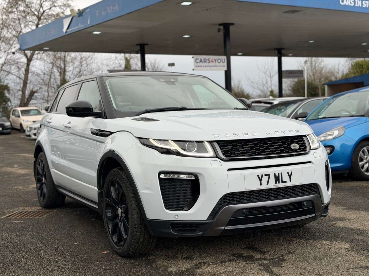 A 2015 LAND ROVER RANGE ROVER EVOQUE 2.0 TD4 HSE Dynamic SUV 5dr Diesel Auto 4WD Euro 6 (s/s) (180 ps) A 2015 LAND ROVER RANGE ROVER EVOQUE 2.0 TD4 HSE Dynamic SUV 5dr Diesel Auto 4WD Euro 6 (s/s) (180 ps)