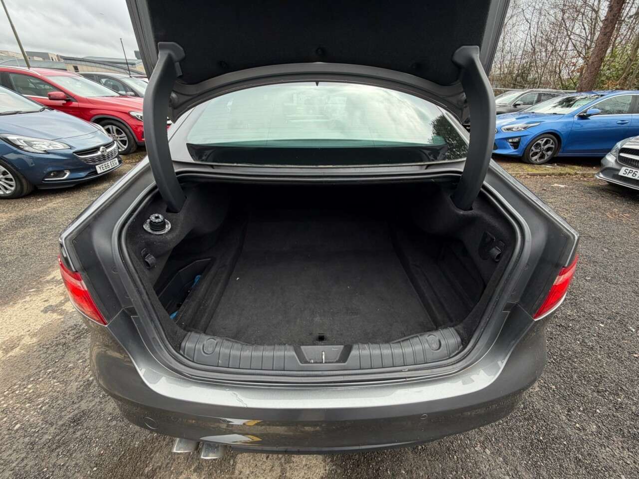 2016 JAGUAR XF 2016 JAGUAR XF