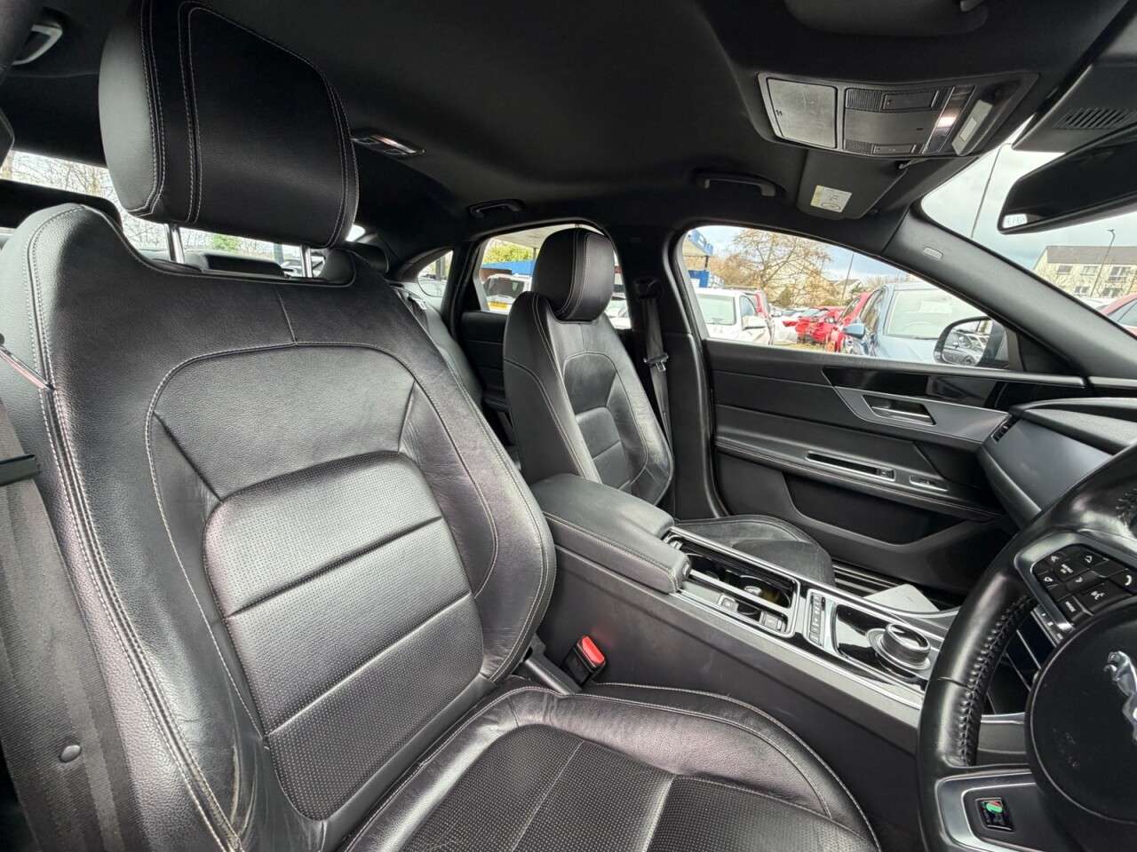 2016 JAGUAR XF 2016 JAGUAR XF