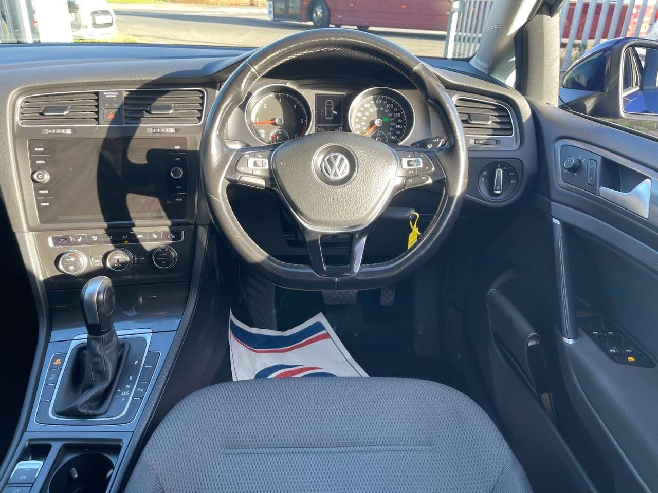 2020 VOLKSWAGEN GOLF 2020 VOLKSWAGEN GOLF