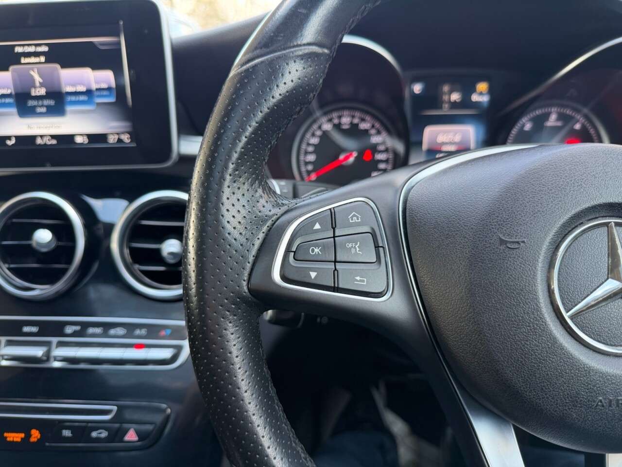 2018 MERCEDES-BENZ C-CLASS 2018 MERCEDES-BENZ C-CLASS