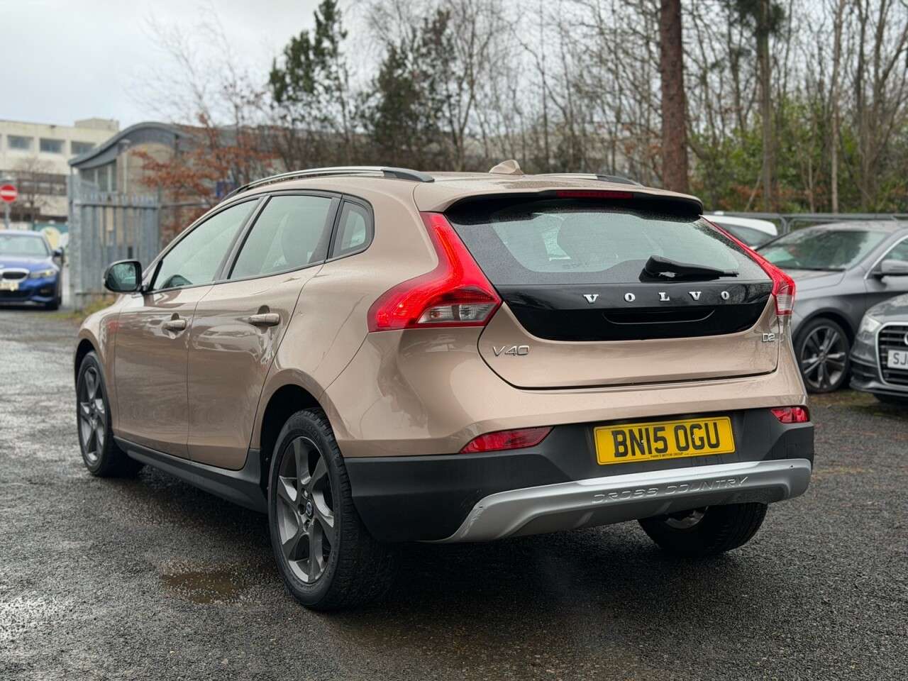 2015 VOLVO V40 CROSS COUNTRY 2015 VOLVO V40 CROSS COUNTRY