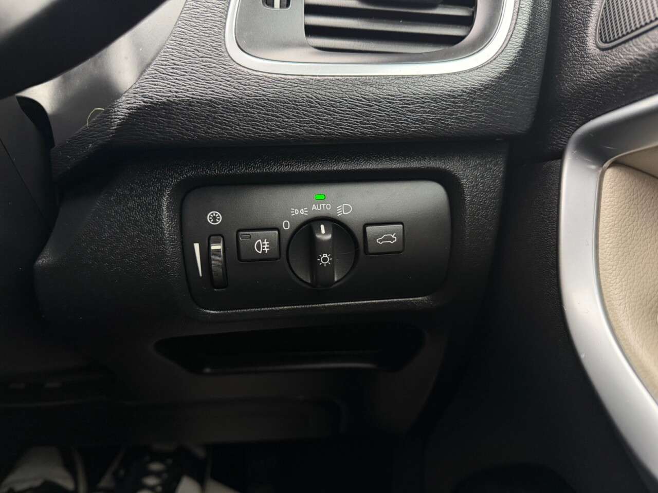 2015 VOLVO V40 CROSS COUNTRY 2015 VOLVO V40 CROSS COUNTRY