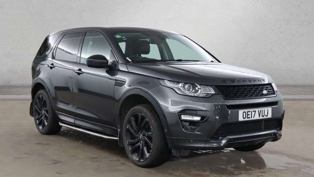 A 2017 LAND ROVER DISCOVERY SPORT 2.0 TD4 HSE Dynamic Lux SUV 5dr Diesel Auto 4WD Euro 6 (s/s) (180 ps) A 2017 LAND ROVER DISCOVERY SPORT 2.0 TD4 HSE Dynamic Lux SUV 5dr Diesel Auto 4WD Euro 6 (s/s) (180 ps)