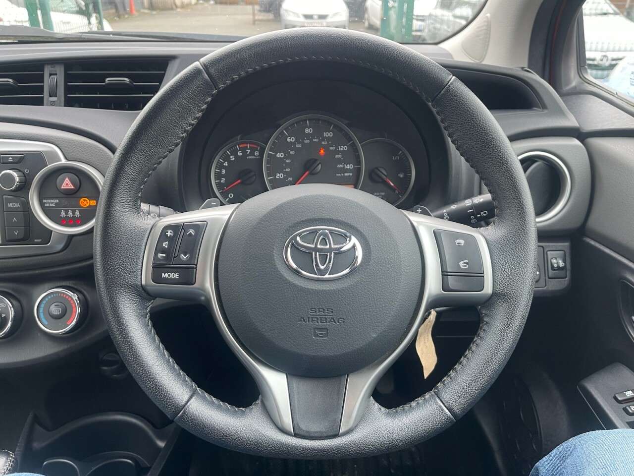 2013 TOYOTA YARIS 2013 TOYOTA YARIS