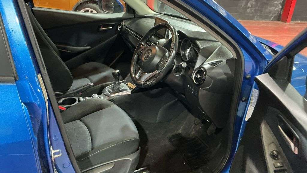 2015 MAZDA MAZDA2 2015 MAZDA MAZDA2
