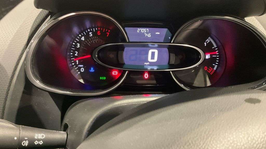 2018 RENAULT CLIO 2018 RENAULT CLIO