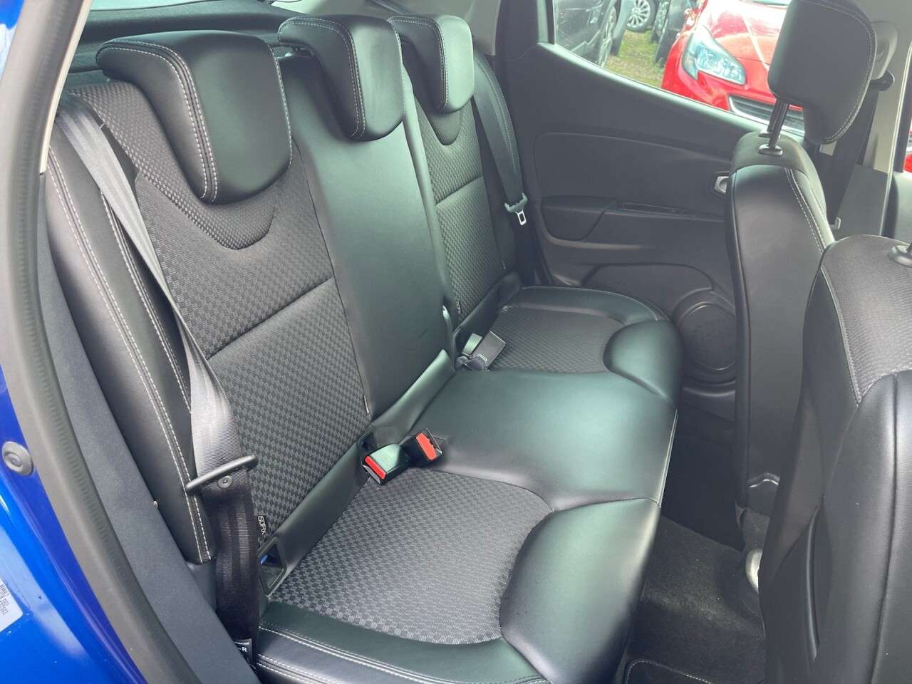 2018 RENAULT CLIO 2018 RENAULT CLIO