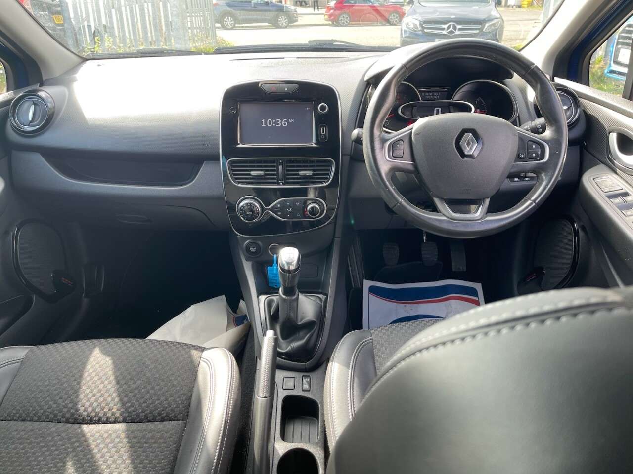 2018 RENAULT CLIO 2018 RENAULT CLIO
