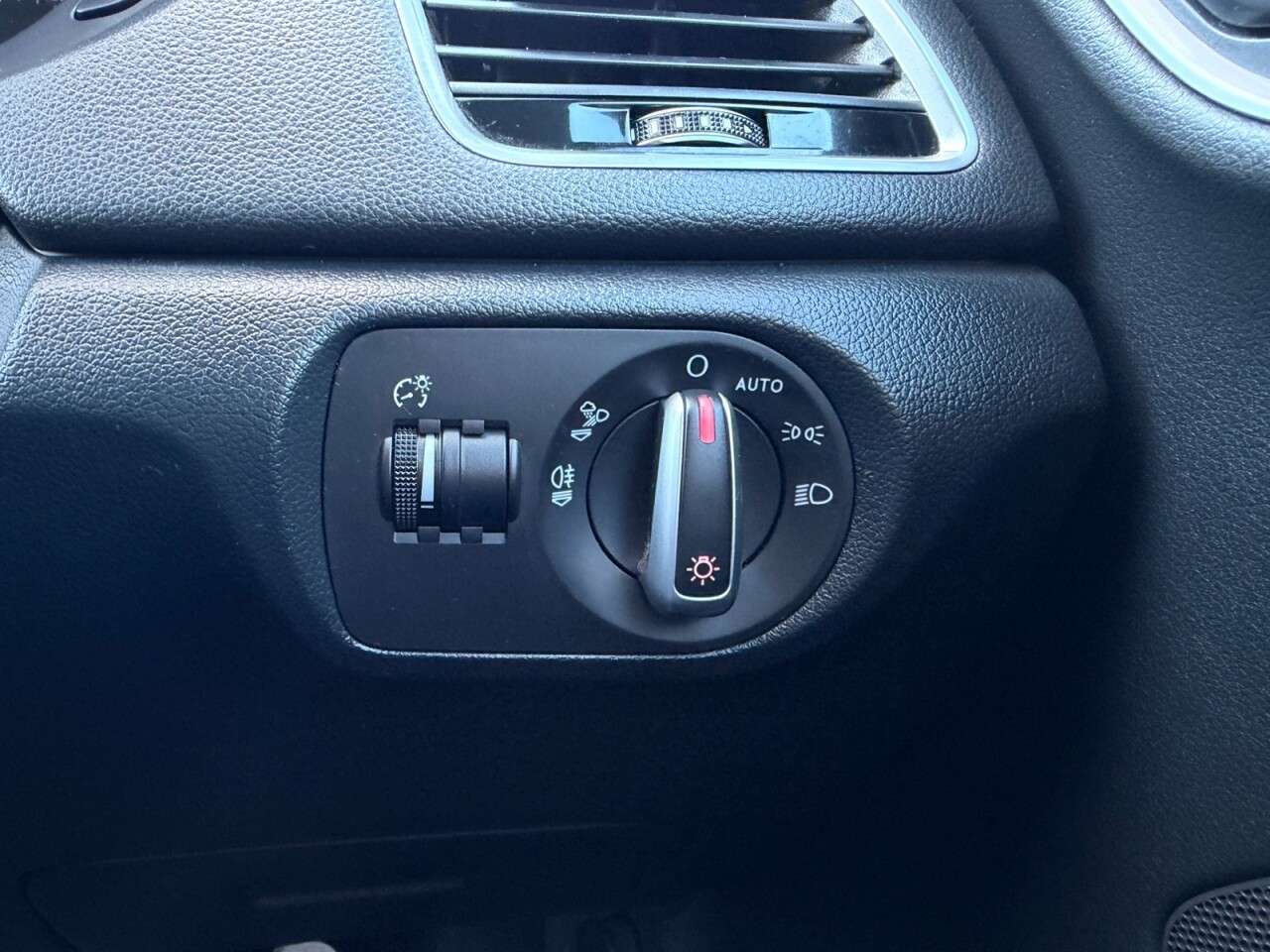 2018 AUDI Q3 2018 AUDI Q3