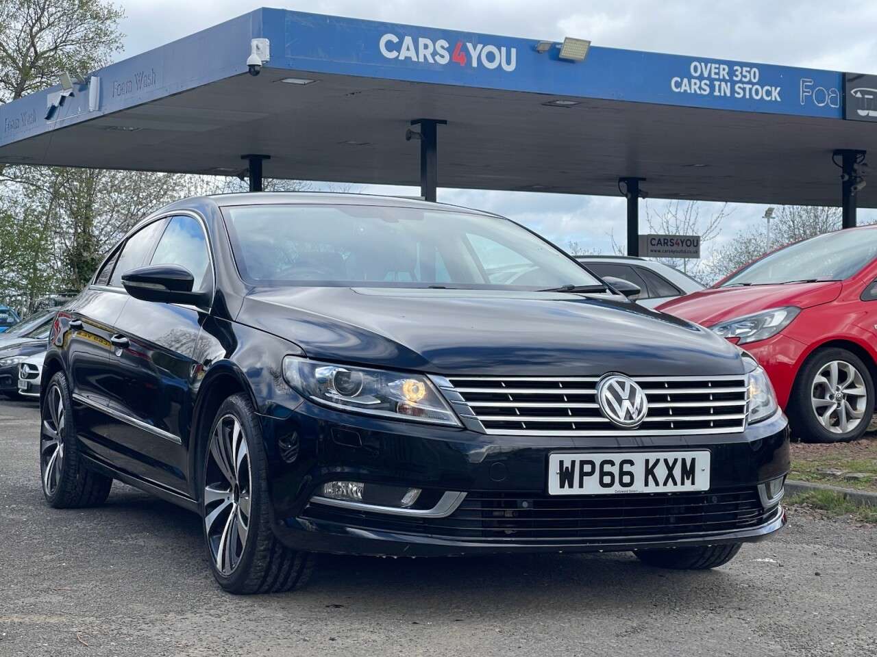 A 2016 VOLKSWAGEN CC 2.0 TDI BlueMotion Tech GT Saloon 4dr Diesel DSG Euro 6 (s/s) (184 ps) A 2016 VOLKSWAGEN CC 2.0 TDI BlueMotion Tech GT Saloon 4dr Diesel DSG Euro 6 (s/s) (184 ps)