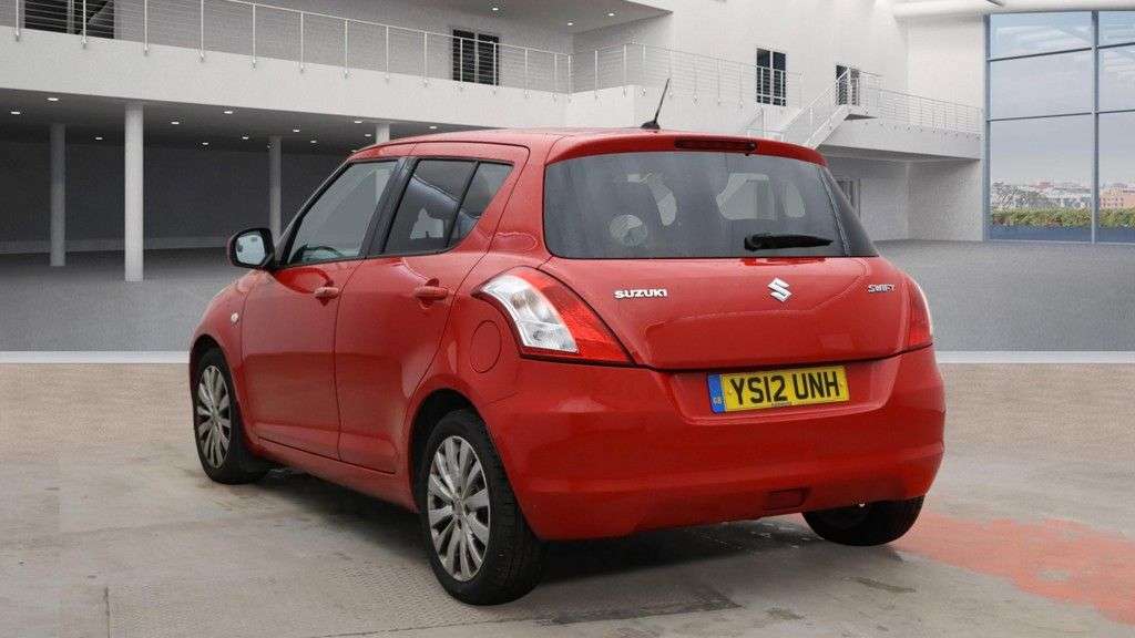 2012 SUZUKI SWIFT 2012 SUZUKI SWIFT
