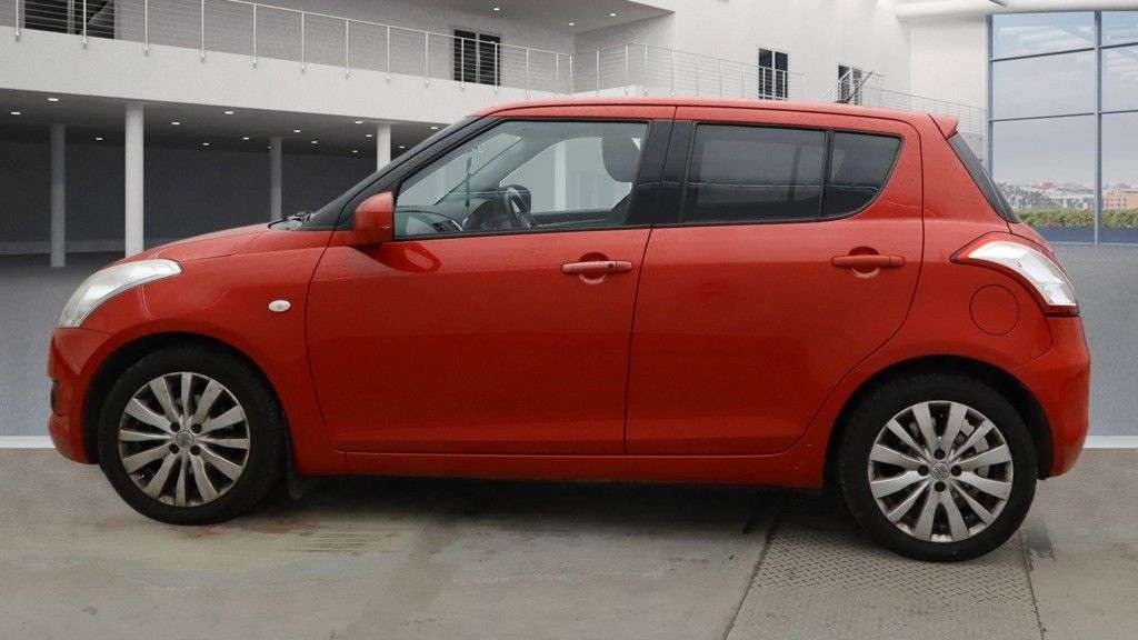 2012 SUZUKI SWIFT 2012 SUZUKI SWIFT
