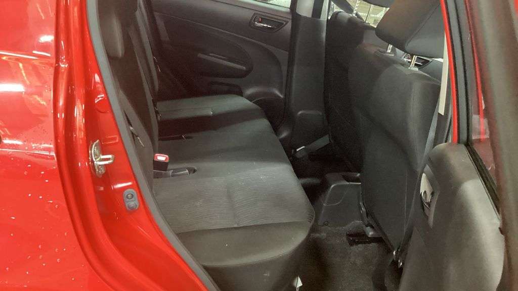 2012 SUZUKI SWIFT 2012 SUZUKI SWIFT