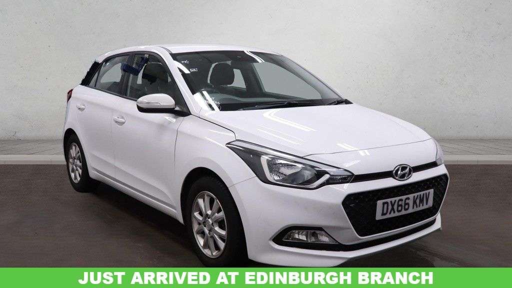 A 2016 HYUNDAI I20 1.2 Blue Drive SE Hatchback 5dr Petrol Manual Euro 6 (s/s) (84 ps) A 2016 HYUNDAI I20 1.2 Blue Drive SE Hatchback 5dr Petrol Manual Euro 6 (s/s) (84 ps)