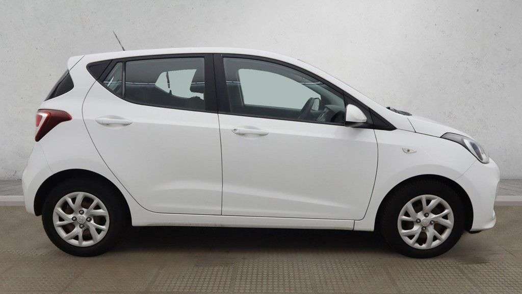 2017 HYUNDAI I10 2017 HYUNDAI I10