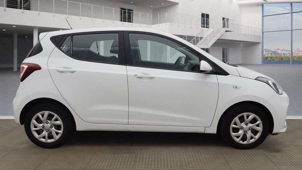 2017 HYUNDAI I10 2017 HYUNDAI I10