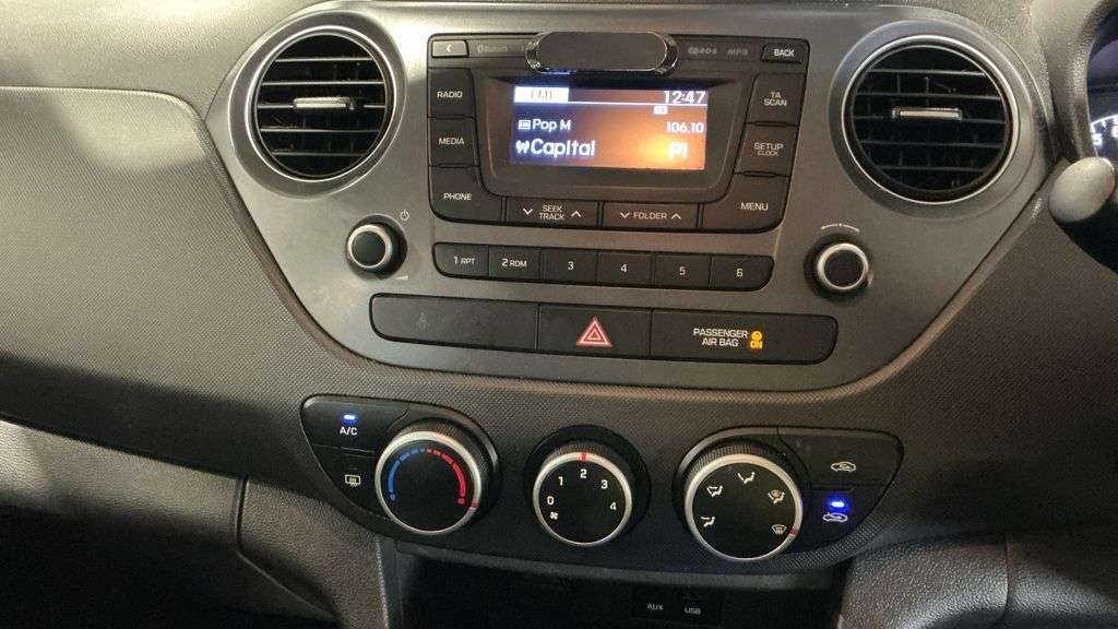 2017 HYUNDAI I10 2017 HYUNDAI I10