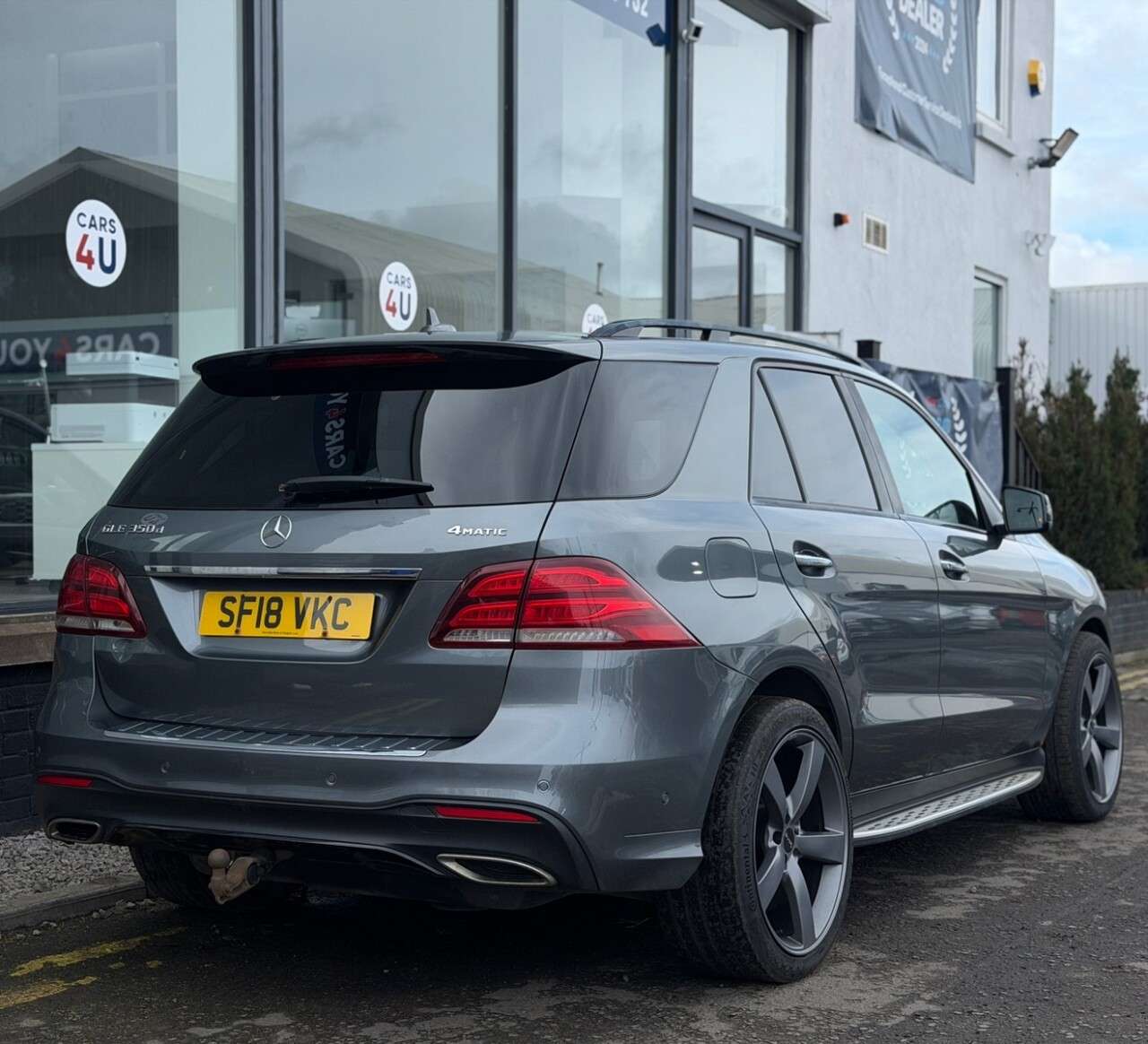 A 2018 MERCEDES-BENZ GLE 3.0 GLE350d V6 AMG Line (Premium Plus) SUV 5dr Diesel G-Tronic 4MATIC Euro A 2018 MERCEDES-BENZ GLE 3.0 GLE350d V6 AMG Line (Premium Plus) SUV 5dr Diesel G-Tronic 4MATIC Euro