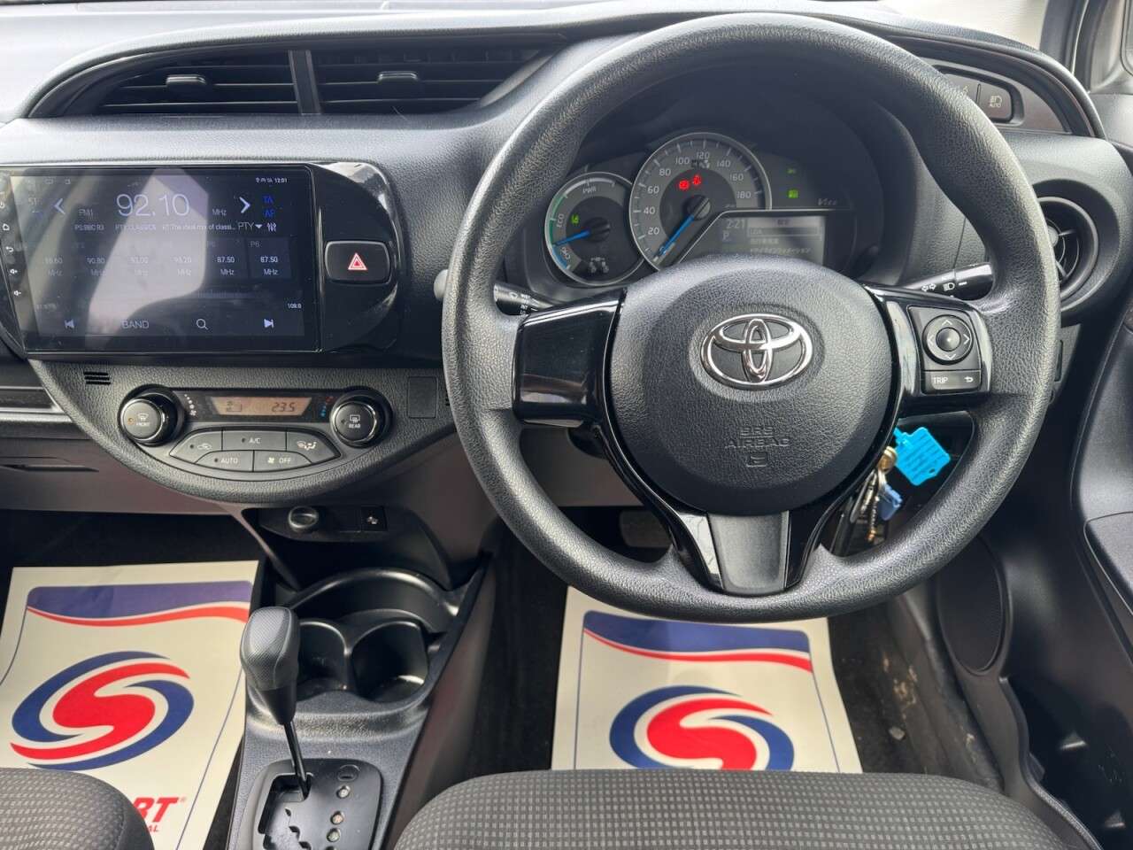 2018 TOYOTA YARIS 2018 TOYOTA YARIS