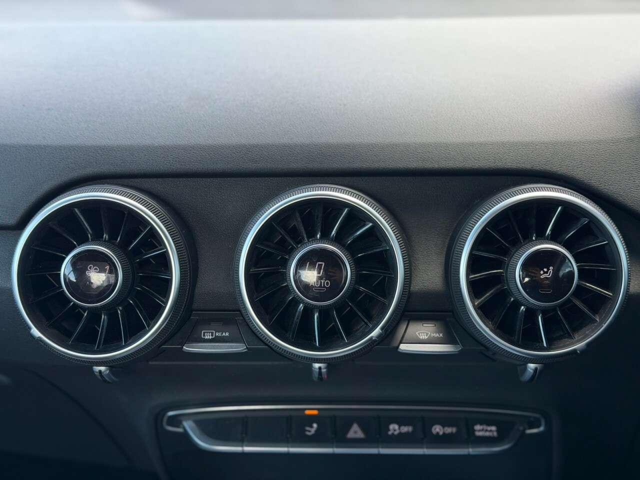 2016 AUDI TT 2016 AUDI TT