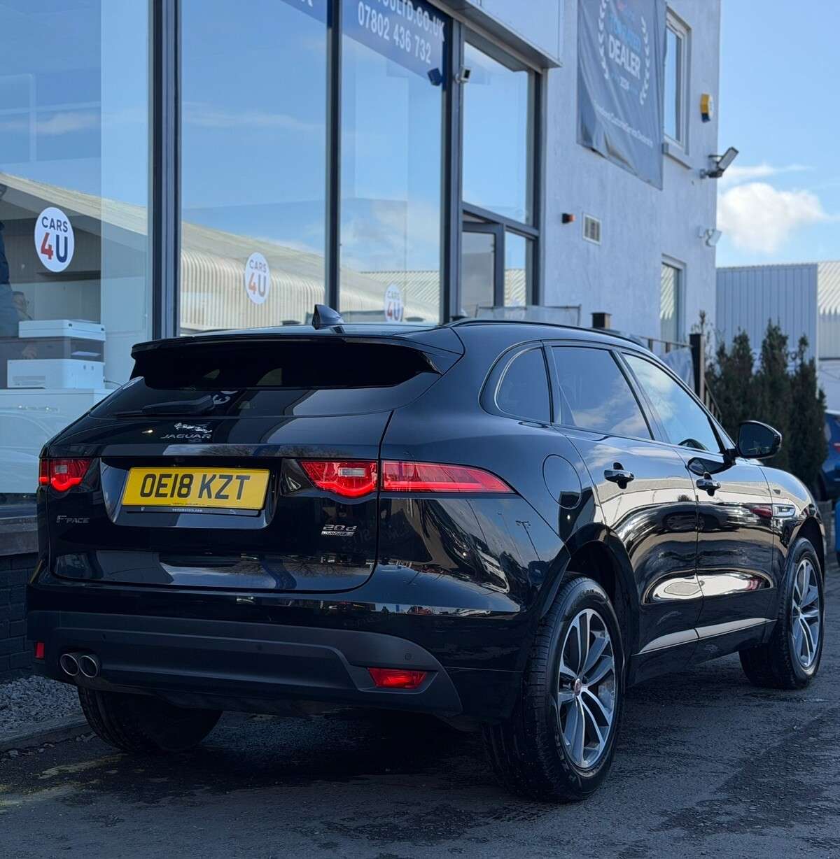 A 2018 JAGUAR F-PACE 2.0 D180 R-Sport SUV 5dr Diesel Auto AWD Euro 6 (s/s) (180 ps) A 2018 JAGUAR F-PACE 2.0 D180 R-Sport SUV 5dr Diesel Auto AWD Euro 6 (s/s) (180 ps)
