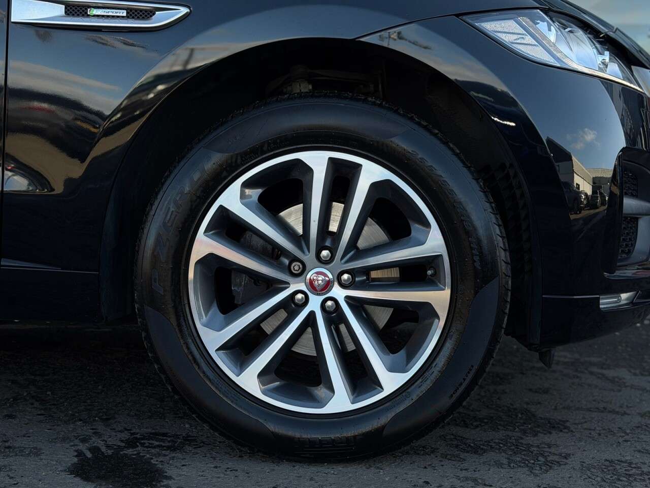 2018 JAGUAR F-PACE 2018 JAGUAR F-PACE