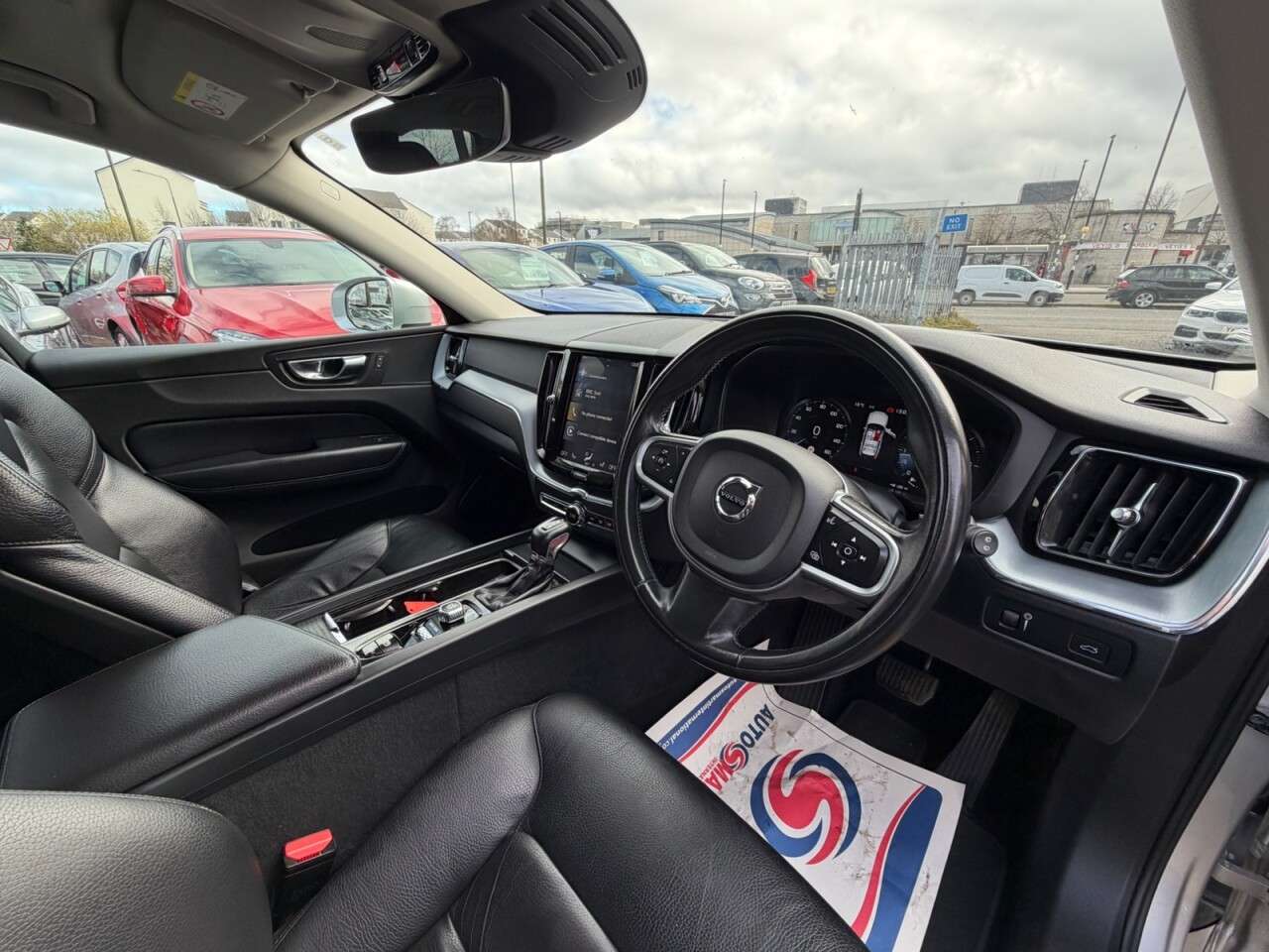 2019 VOLVO XC60 2019 VOLVO XC60