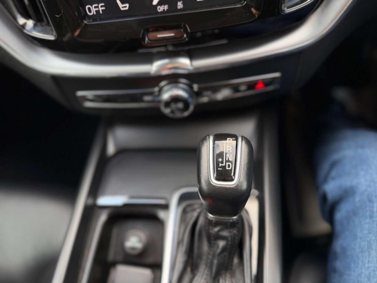 2019 VOLVO XC60 2019 VOLVO XC60